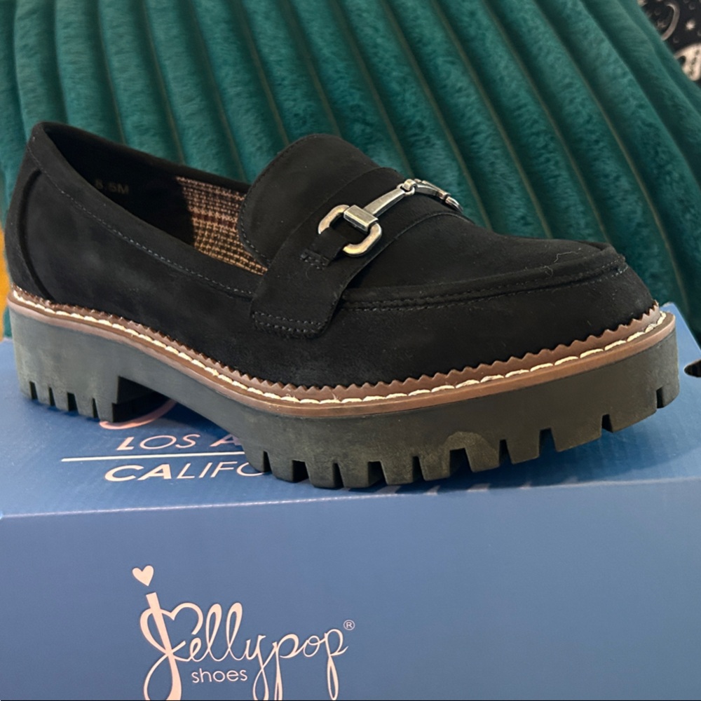 Jellypop Men's Black Loafers with Silver Accent